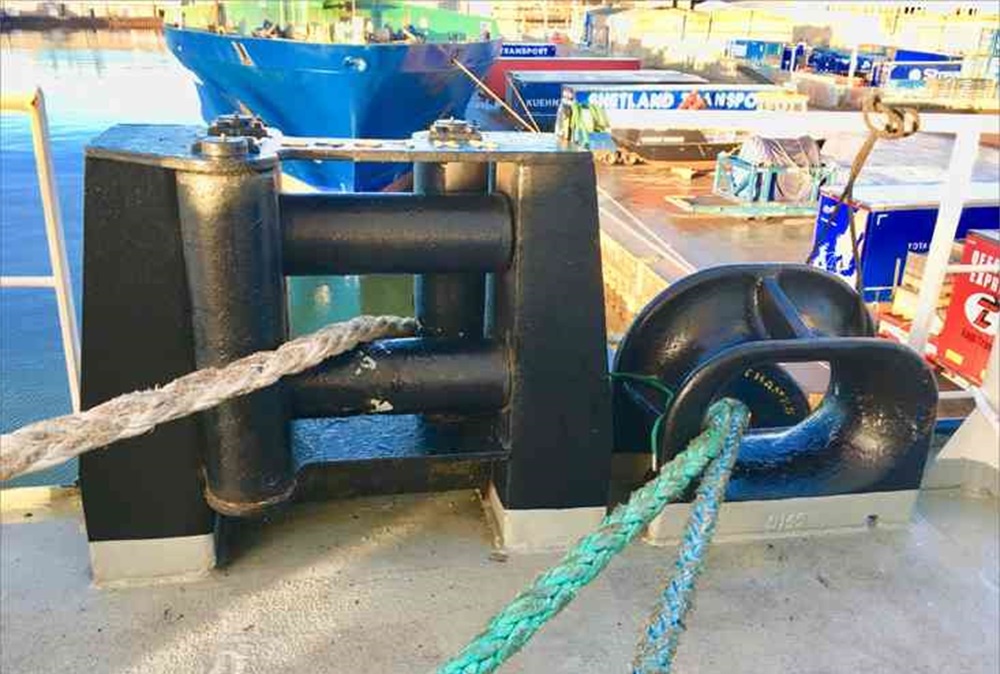 Marine Fairlead: Guia para função, construção e seleção de tipo